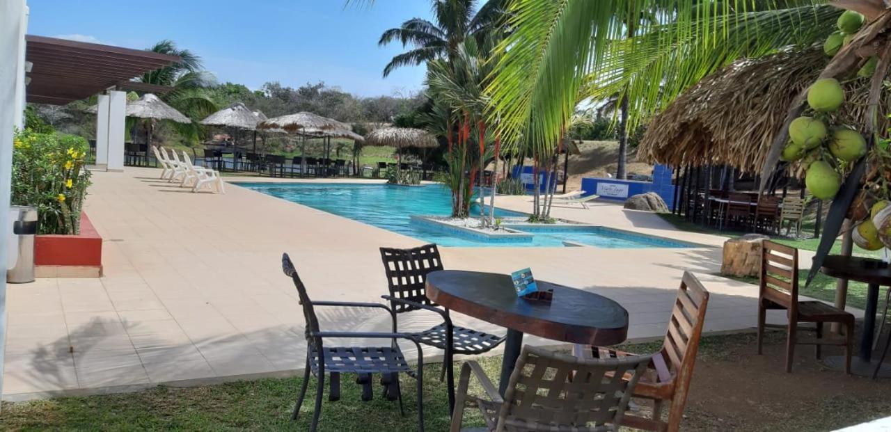 סנטיאגו Hotel Vista Lago מראה חיצוני תמונה